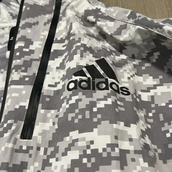 Mens Adidas size small wind breaker light jacket - Picture 4 of 9